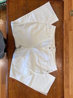 Candace Cameron Bure White Denim Jeans - 22W